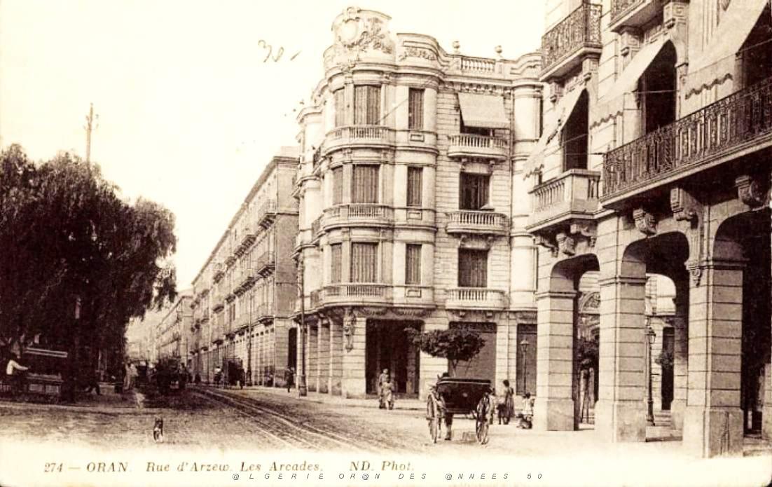 RA g- 04- Place des victoires.jpg